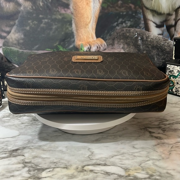 Christian Dior Vintage Honeycomb Clutch/Cosmetic Bag With Crossbody Strap. - Picture 11 of 17